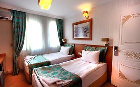 Agora Boutique Hotel & Bistro